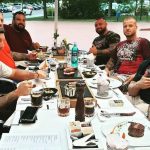 Ronny-Gabel-Phillip-und-Maik-Palm-Eric-Jantzen-Richard-Alte-Unbekannt-Maik-Sommer-und-Dirk-Mueller-v.l.n.r.-in-Berlin-Marzahn-im-Juni-2020-1.jpg